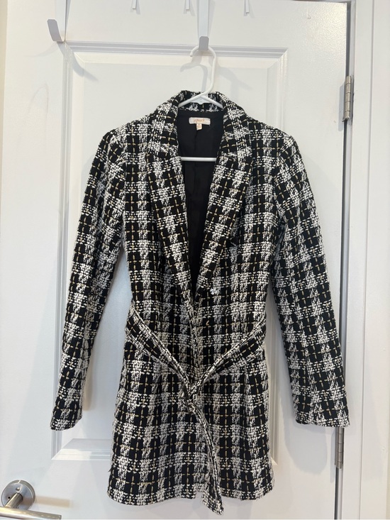 Jackets & Blazers - Women’s Black & White Tweed Belted Coat